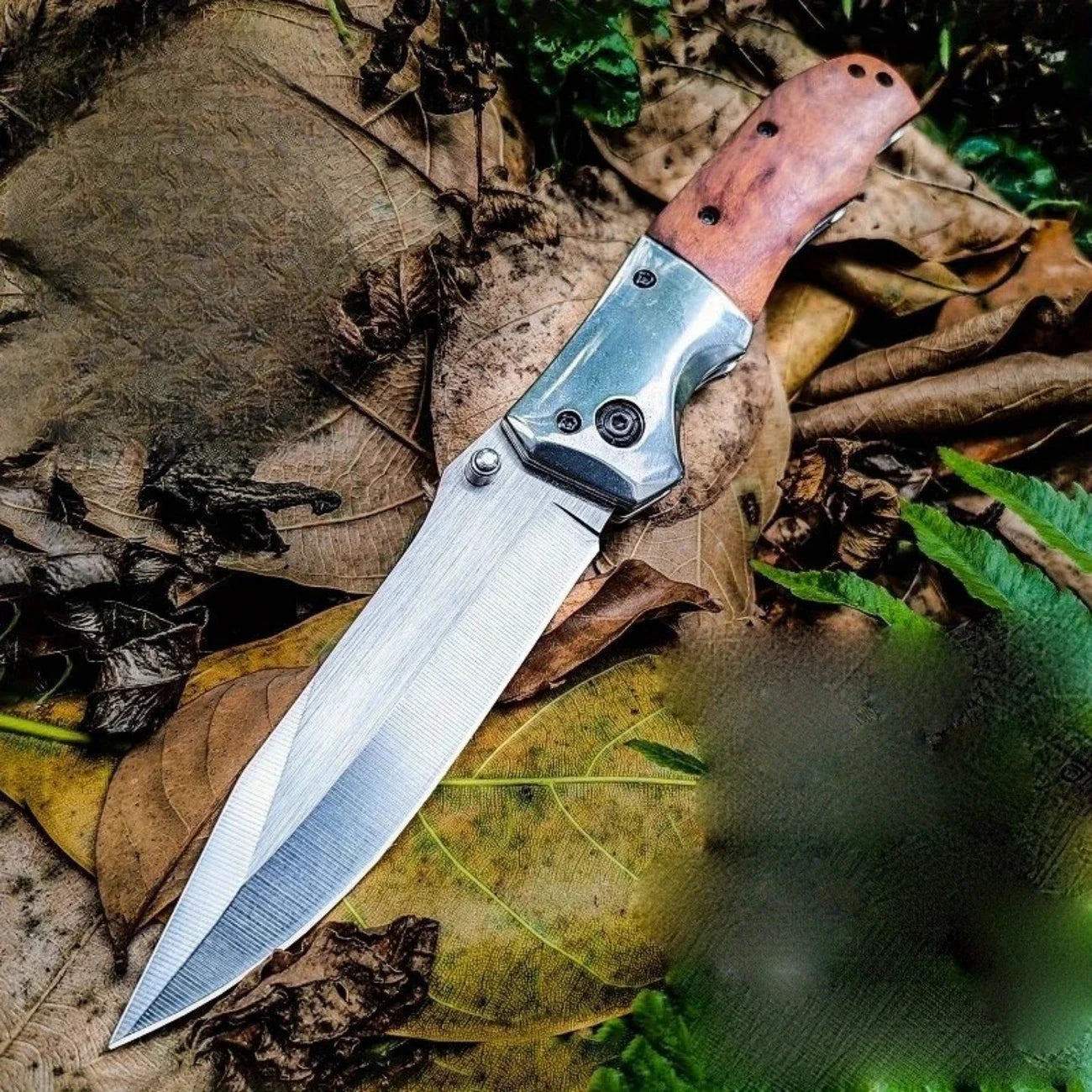 Tactical Folding Knife - Apocalypse Gear - Stainless Steel Blade.