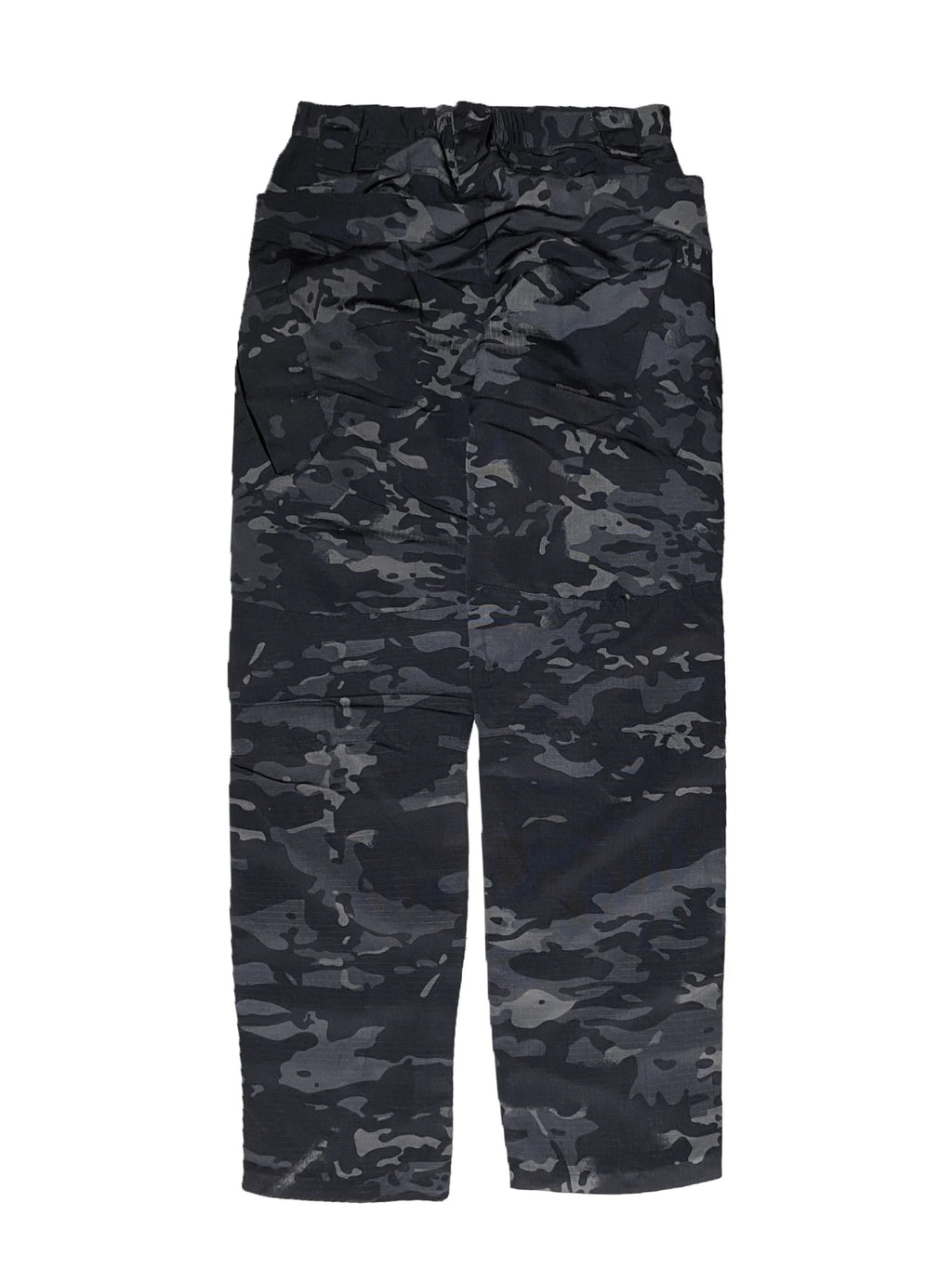 Camo Cargo Pants. Multi-pocket, Ripstop . Wear-resistant.