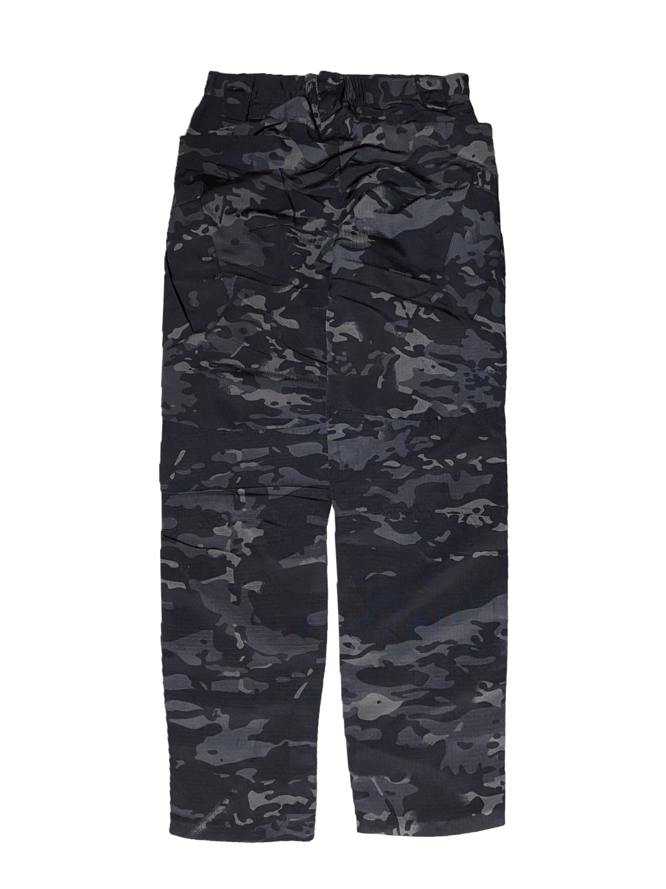 Camo Cargo Pants. Multi-pocket, Ripstop . Wear-resistant.