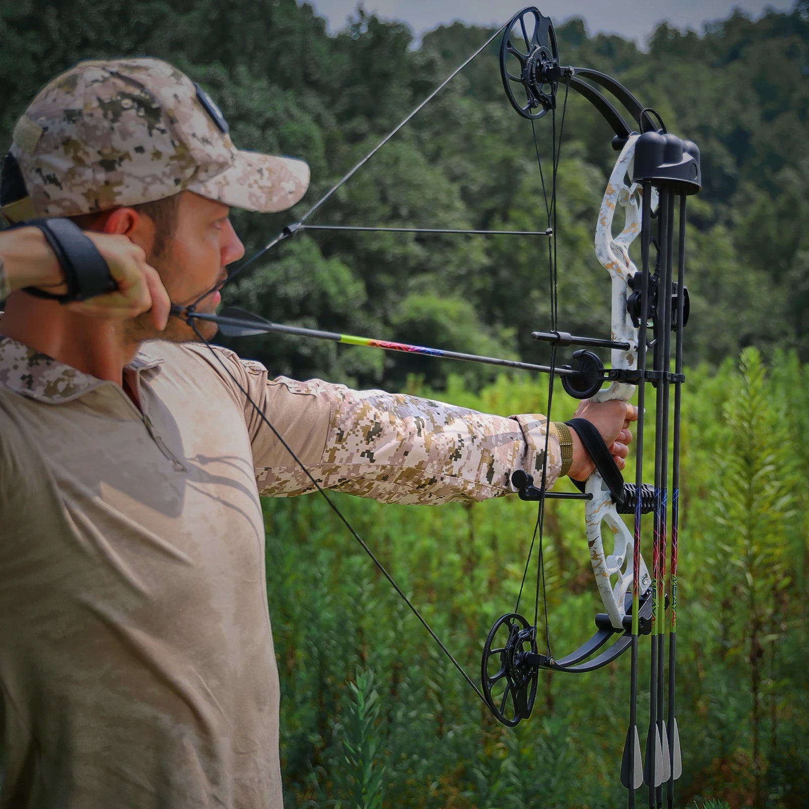 MOTION ZEUS Compound Bow Kit- 19-70lbs, 19"-30".