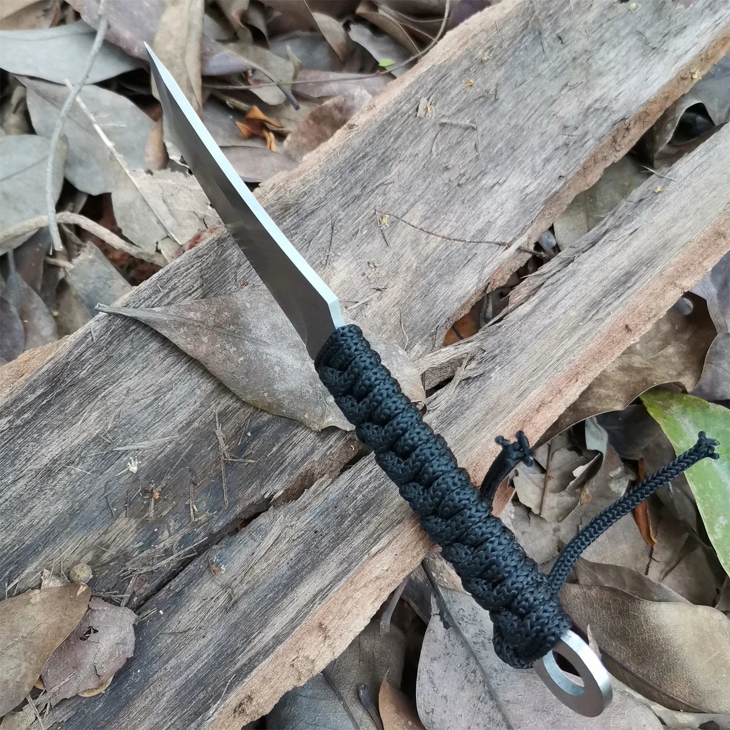 High carbon S.S. Fixed Blade Knife With Sheath And Cord.