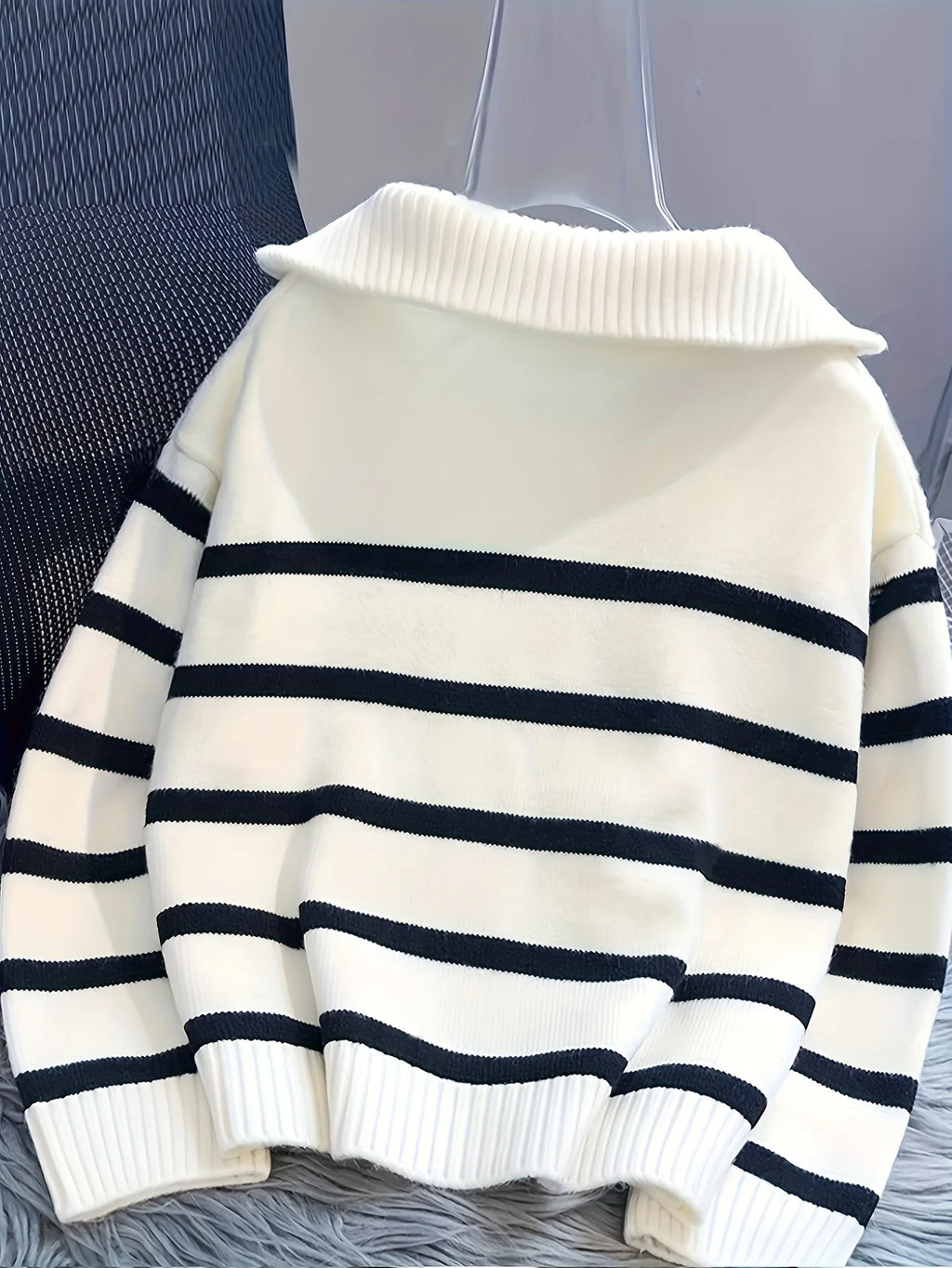 Sweater- Thickened Zipper- Striped- Short Pullover.