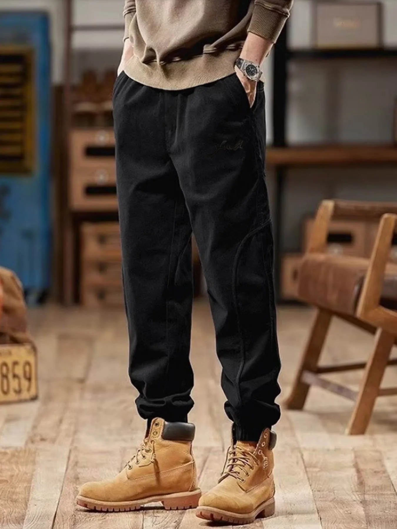 Men's Tactical Work Pants - Adjustable Multi Pocket Design.