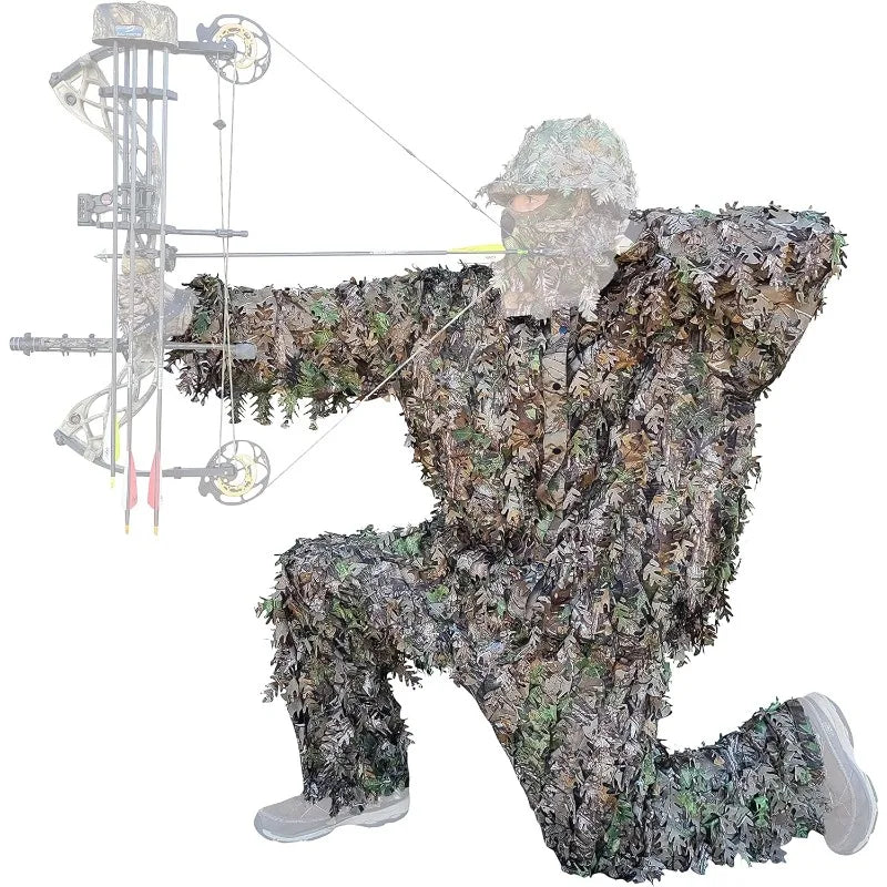 3D Leafy Camo Suit. Mossy Oak and Realtree, Hunting.