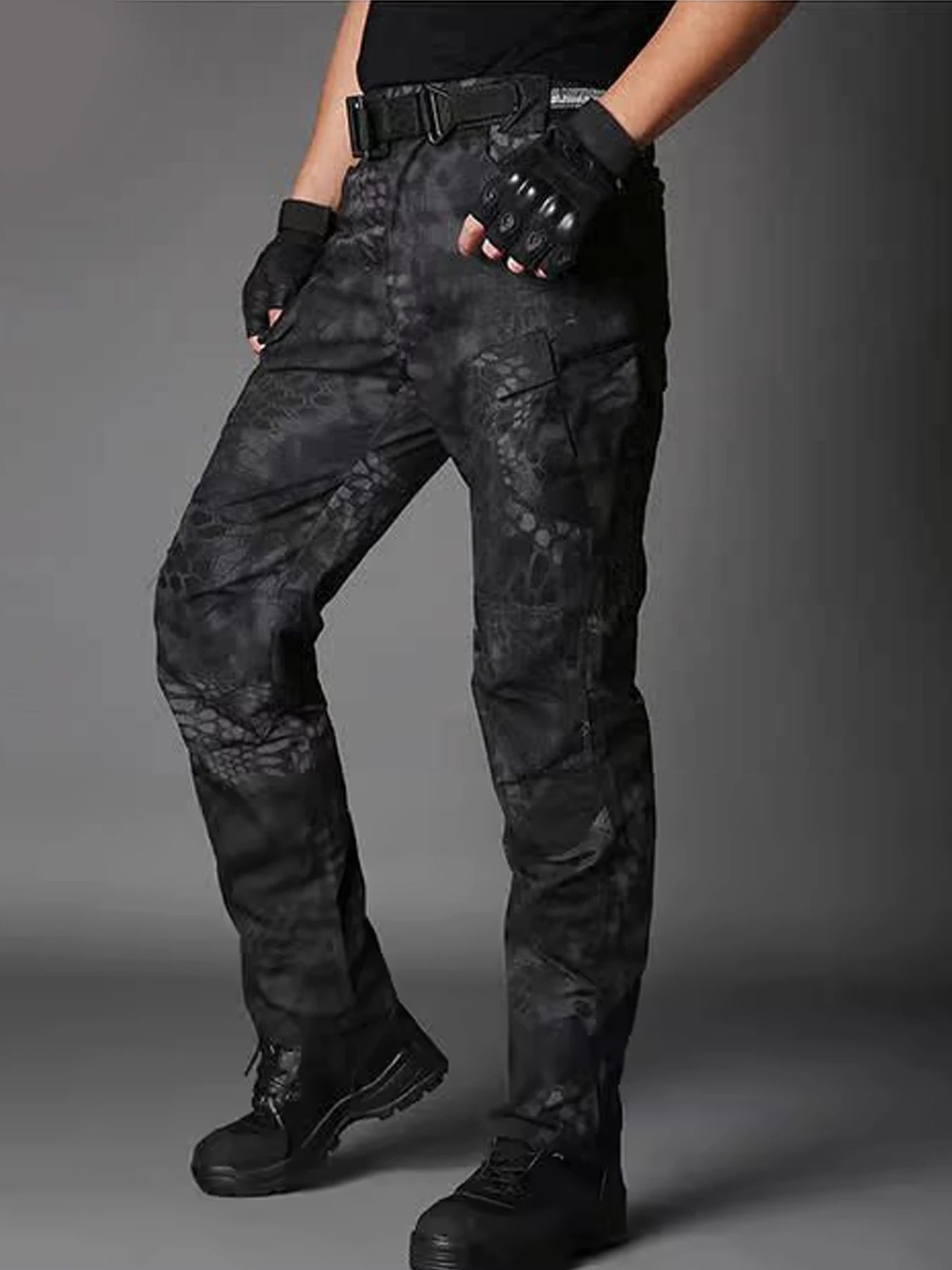 Camo Cargo Pants. Multi-pocket, Ripstop . Wear-resistant.