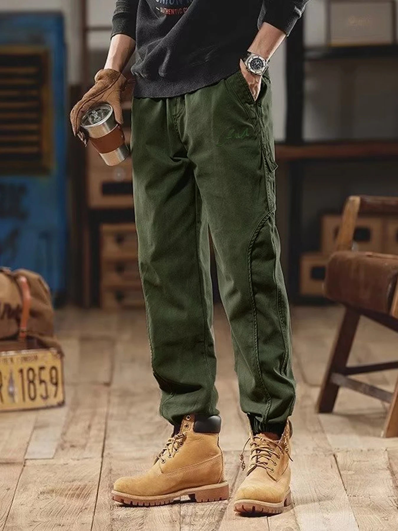 Men's Tactical Work Pants - Adjustable Multi Pocket Design.