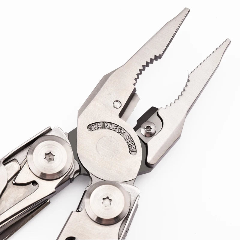 Daicamping DL30 Multitool. Folding, Knives, Scissors, Cutters, Survival Pliers