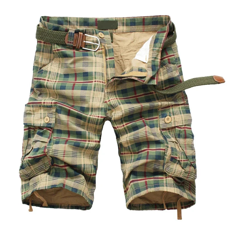 Cotton, Comfortable, Plaid Shorts. Loose, Straight Leg, Large Cargo Pockets.
